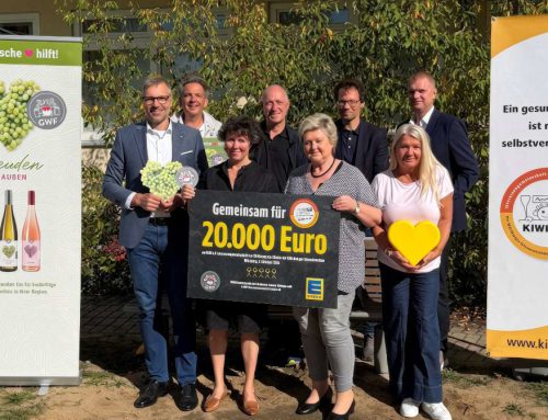 EDEKA und GWF übergeben Spendenscheck von über 20.000 Euro an KIWI e. V.